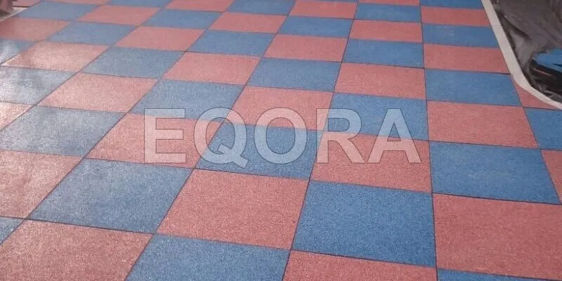 Резиновое покрытие из крошки для автосервисов в Сладково